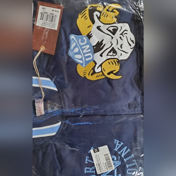 Mitchell & Ness UNC Satin Jacket XL - Picture 6 of 7
